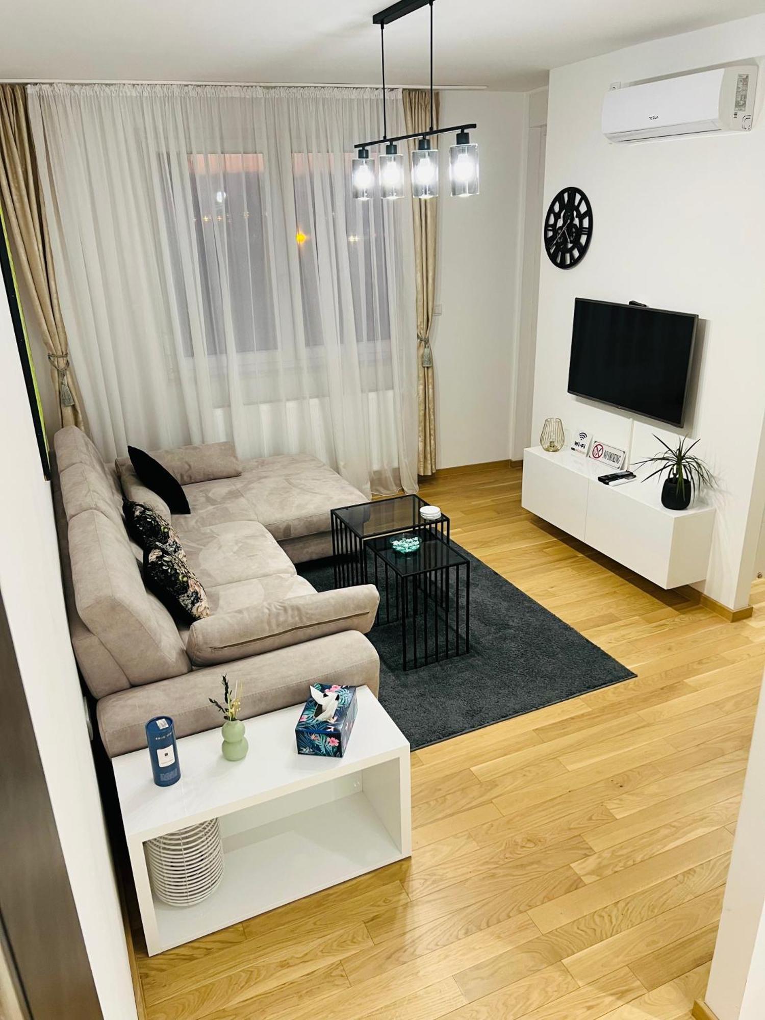 Apartman Ema Banja Luka Exterior foto