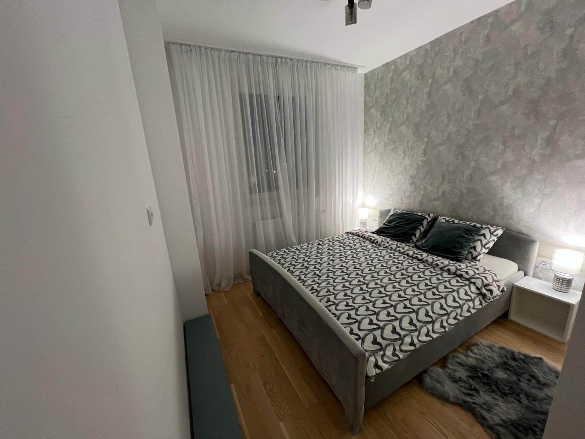 Apartman Ema Banja Luka Exterior foto